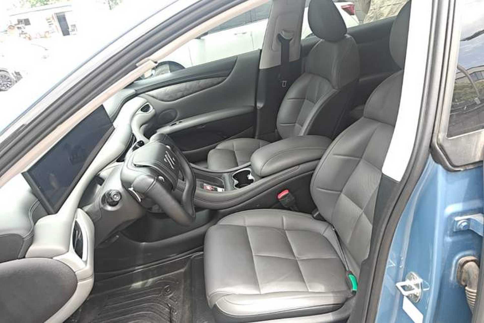 Used IM L6 2024 Max Standard Edition Left Front Seat