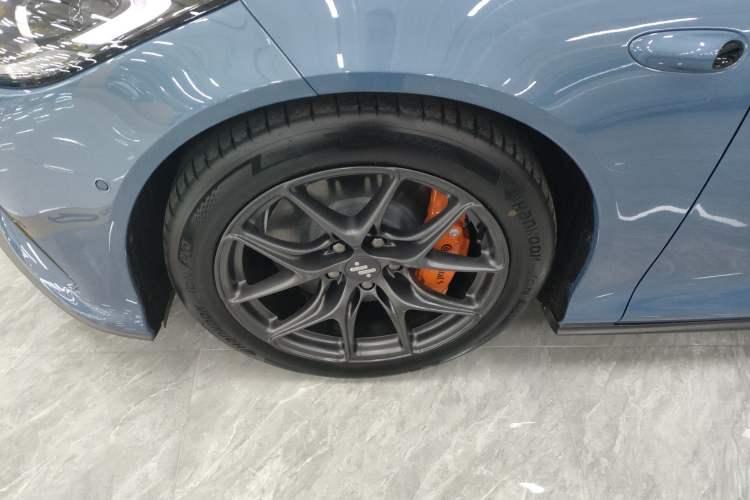 Used IM L6 2024 Max Standard Edition Left Front Wheel Hub