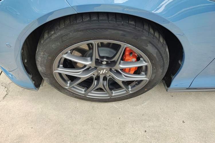 Used IM L6 2024 Max Standard Edition Left Front Wheel Hub