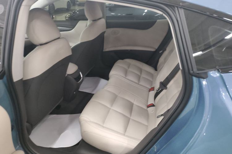 Used IM L6 2024 Max Standard Edition Left Rear Seat