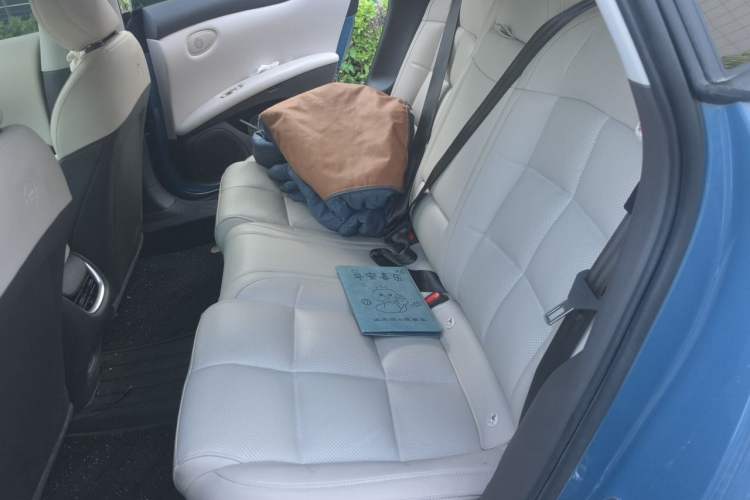 Used IM L6 2024 Max Standard Edition Left Rear Seat