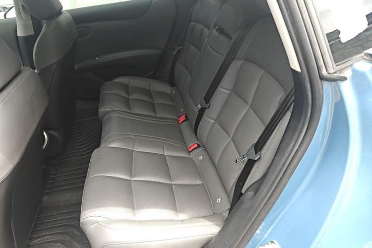 Used IM L6 2024 Max Standard Edition Left Rear Seat