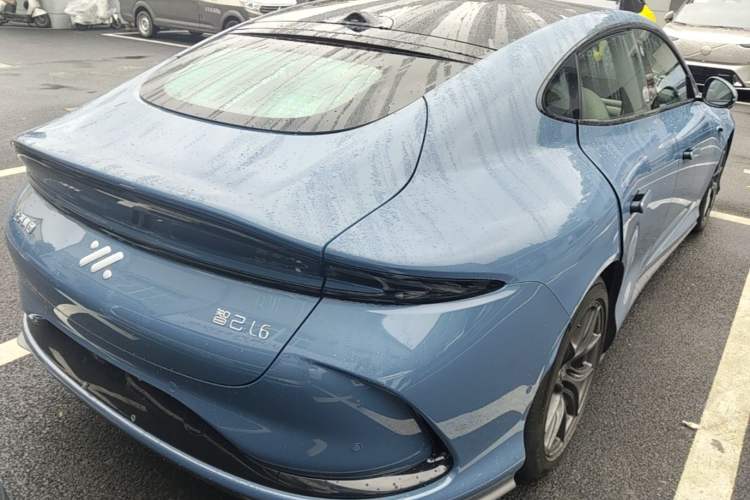 Used IM L6 2024 Max Extended-Range Version Rear Right 45 Deg