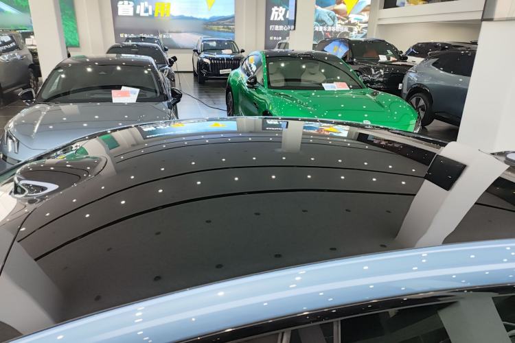 Used IM L6 2024 Max Standard Edition Roof