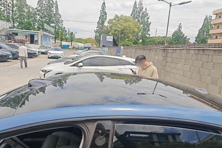 Used IM L6 2024 Max Standard Edition Roof