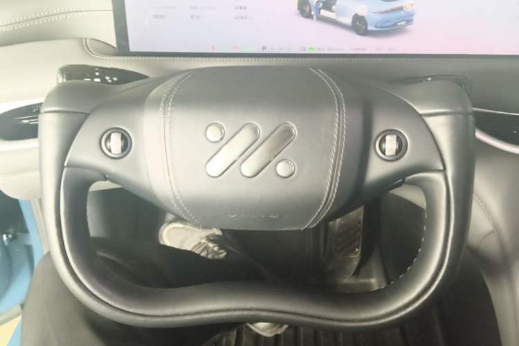 Used IM L6 2024 Max Standard Edition Steering Wheel