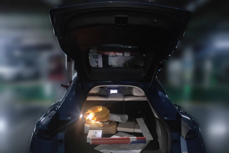 Used IM L6 2024 Max Extended-Range Version Trunk