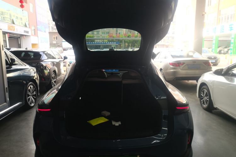Used IM L6 2024 Max Extended-Range Version Trunk