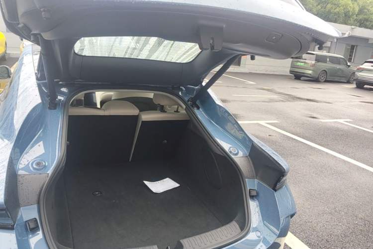 Used IM L6 2024 Max Extended-Range Version Trunk