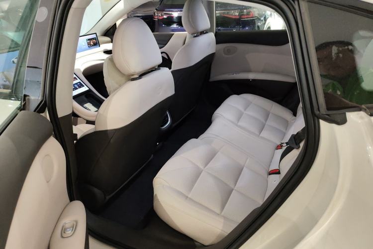 Used IM L6 2024 Max Long-Range Version Interior 4
