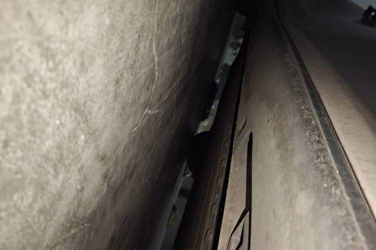Used IM L6 2024 Max Standard Edition Chassis Front Right