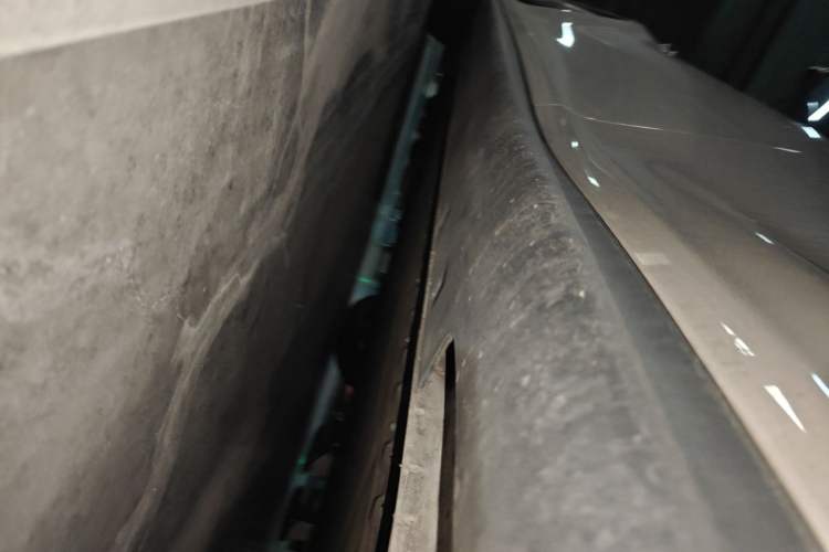Used IM L6 2024 Max Standard Edition Chassis Rear Left