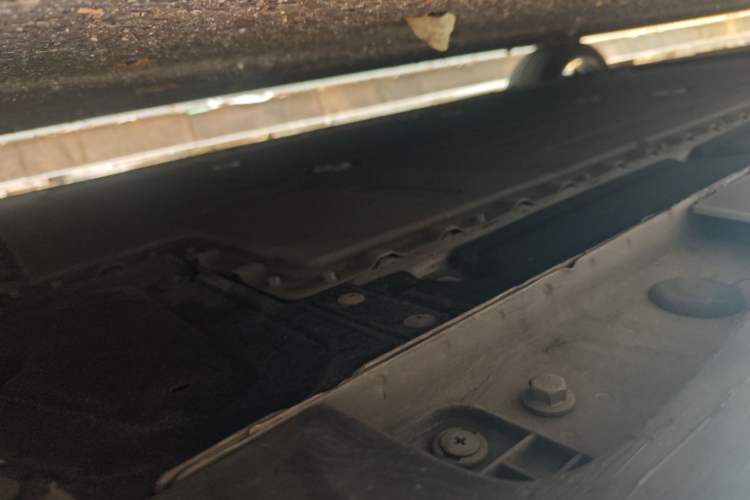 Used IM L6 2024 Max Standard Edition Chassis Rear Left