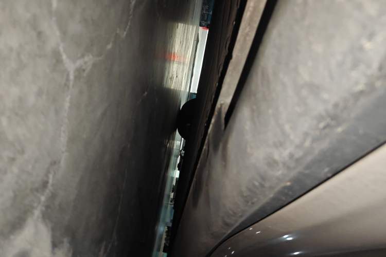 Used IM L6 2024 Max Standard Edition Chassis Rear Right