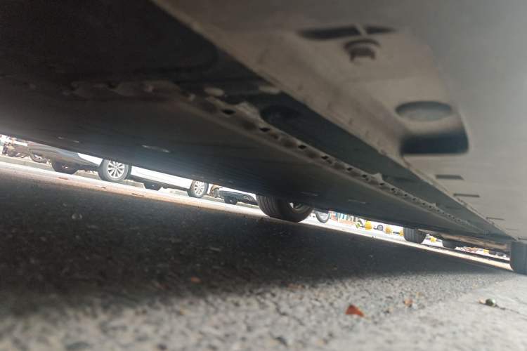 Used IM L6 2024 Max Standard Edition Chassis Rear Right