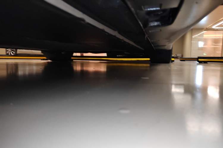 Used IM L6 2024 Max Long-Range Version Chassis Front Left