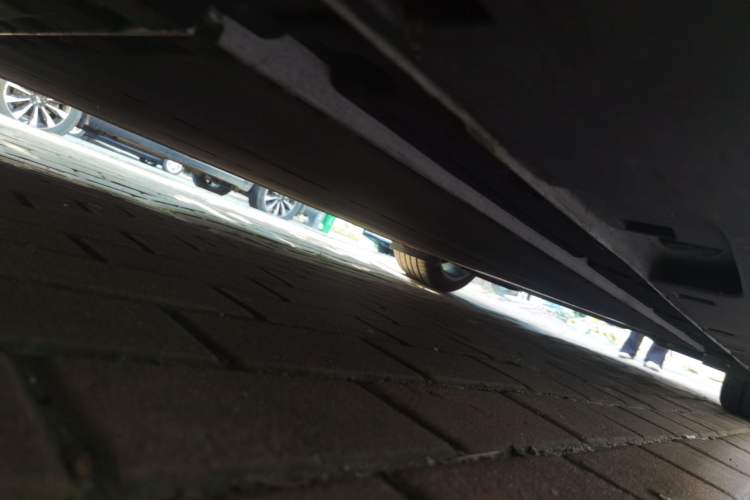 Used IM L6 2024 Max Long-Range Version Chassis Front Left