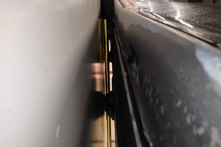 Used IM L6 2024 Max Long-Range Version Chassis Front Right