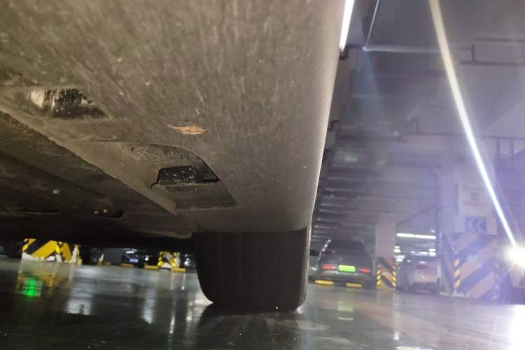 Used IM L6 2024 Max Standard Edition Chassis Front Right