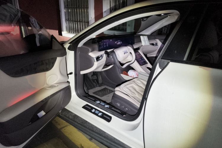 Used IM L6 2024 Max Standard Edition Driver Seat