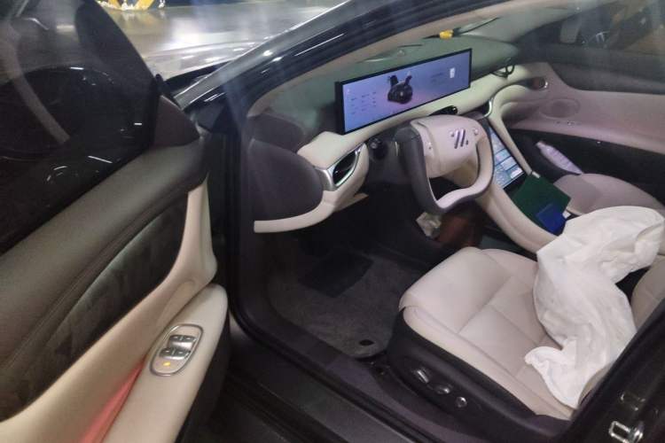 Used IM L6 2024 Max Standard Edition Driver Seat