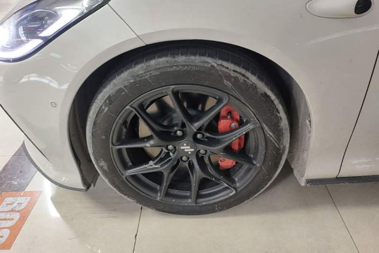 Used IM L6 2024 Max Standard Edition Exterior 4