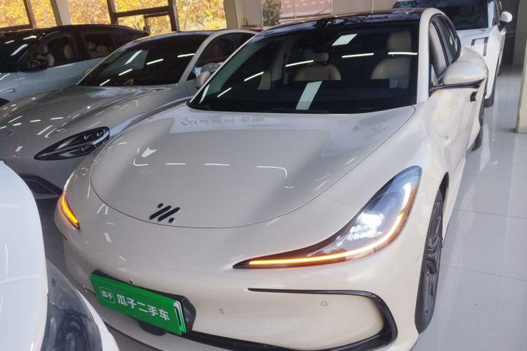 Used IM L6 2024 Max Standard Edition Front