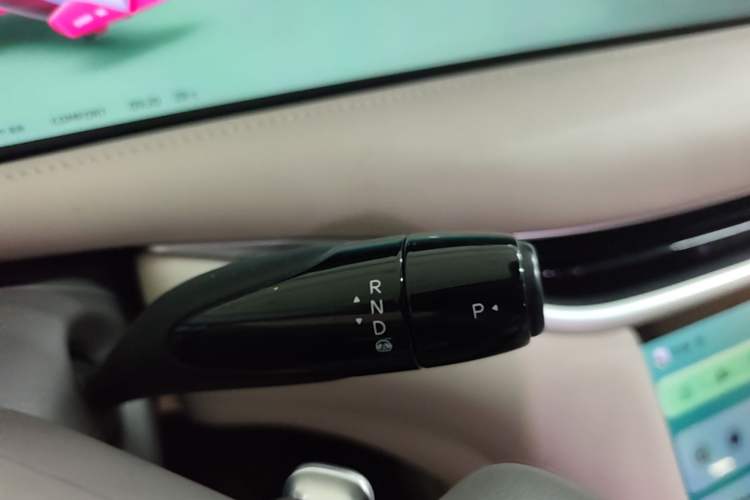 Used IM L6 2024 Max Standard Edition Gear Lever