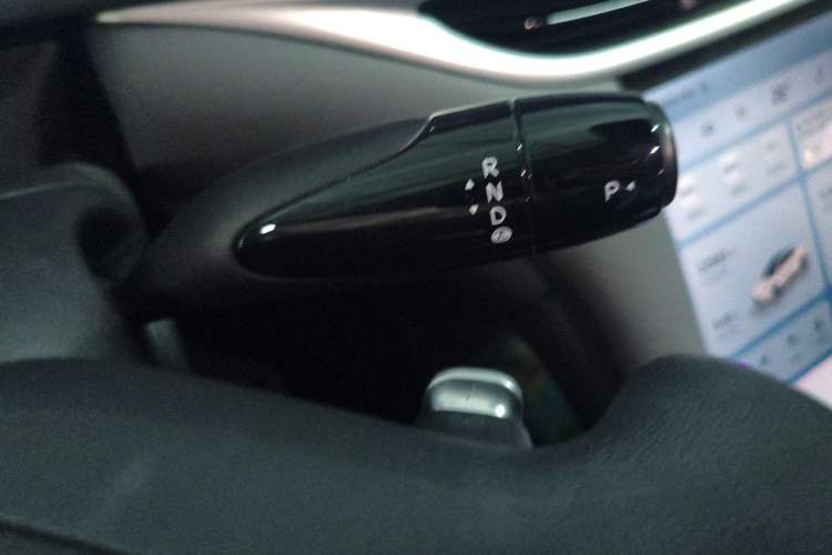 Used IM L6 2024 Max Standard Edition Gear Lever
