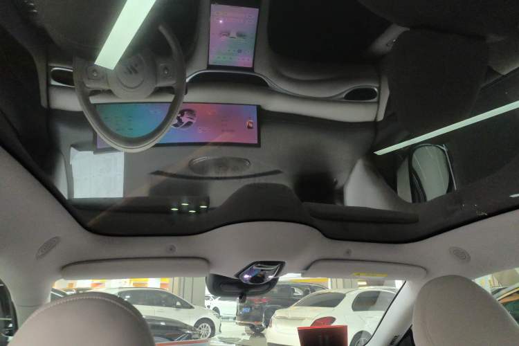 Used IM L6 2024 Max Standard Edition Headliner
