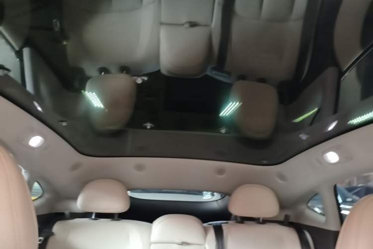 Used IM L6 2024 Max Standard Edition Headliner