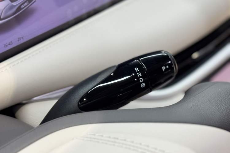 Used IM L6 2024 Max Long-Range Version Interior 4
