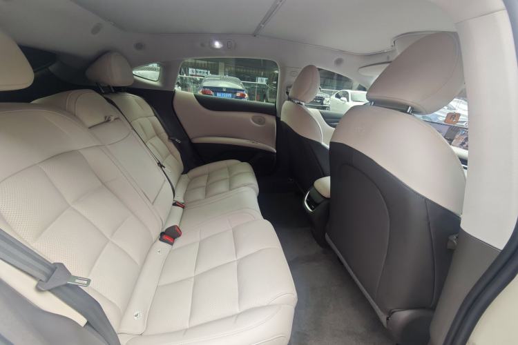Used IM L6 2024 Max Extended-Range Version Interior 6