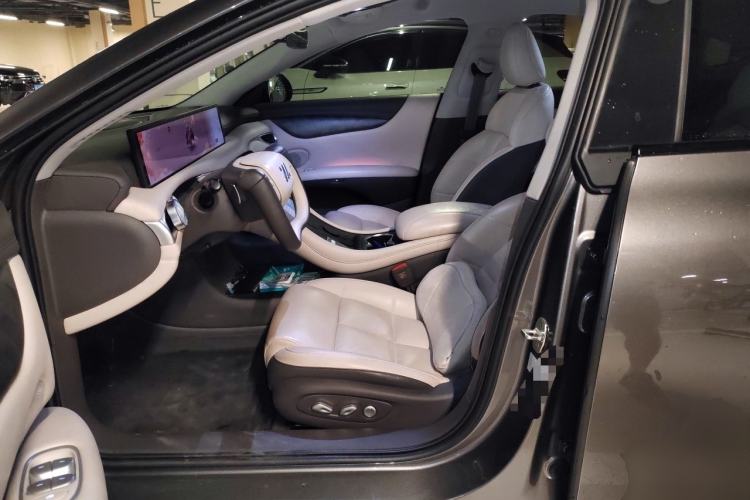 Used IM L6 2024 Max Long-Range Version Left Front Seat