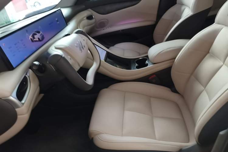 Used IM L6 2024 Max Standard Edition Left Front Seat