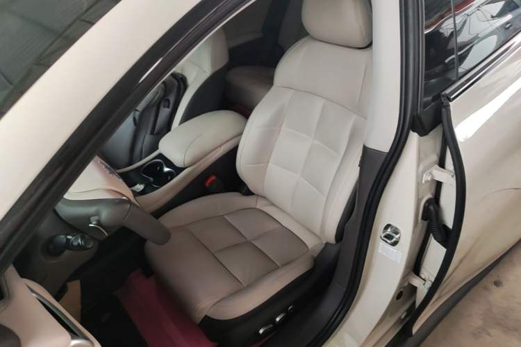 Used IM L6 2024 Max Standard Edition Left Front Seat