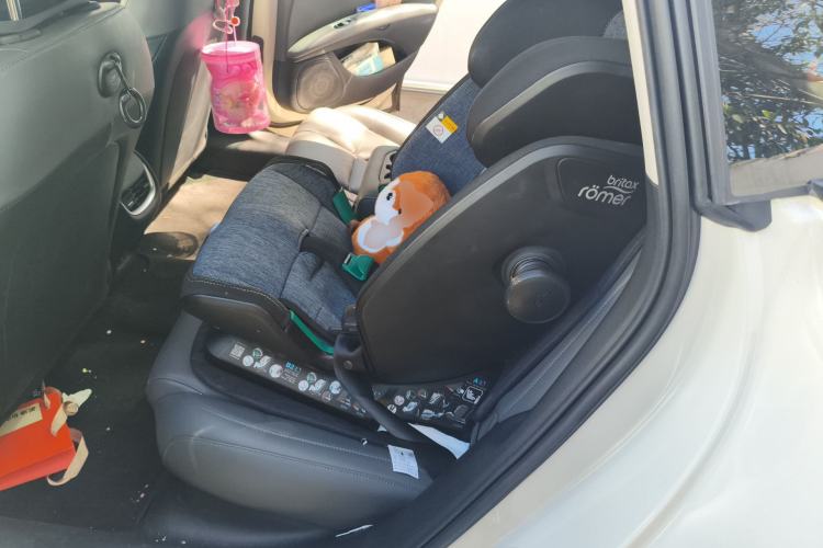 Used IM L6 2024 Max Enhanced Performance Edition Left Rear Seat