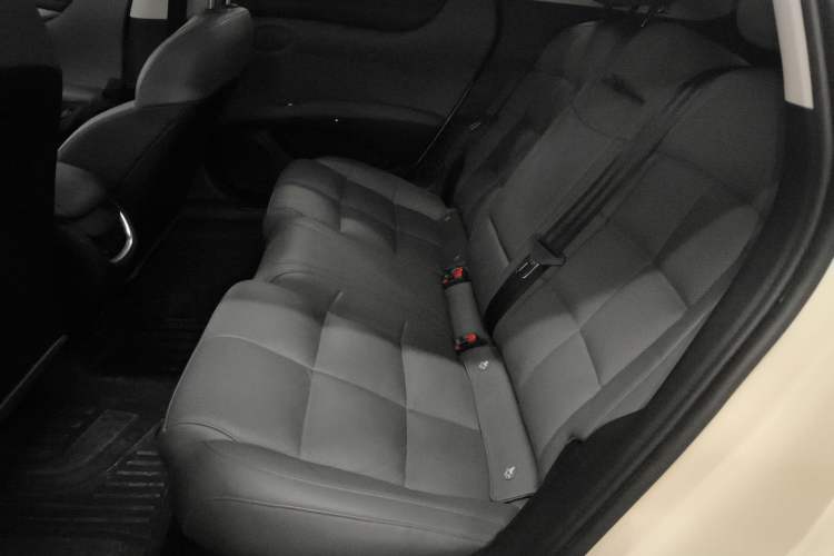 Used IM L6 2024 Max Standard Edition Left Rear Seat