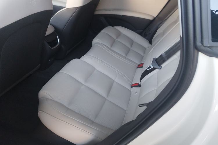 Used IM L6 2024 Max Standard Edition Left Rear Seat