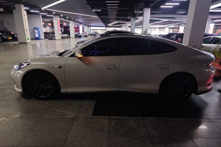 Used IM L6 2024 Max Standard Edition Left Side