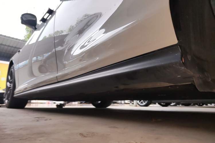Used IM L6 2024 Max Standard Edition Left Side Sill