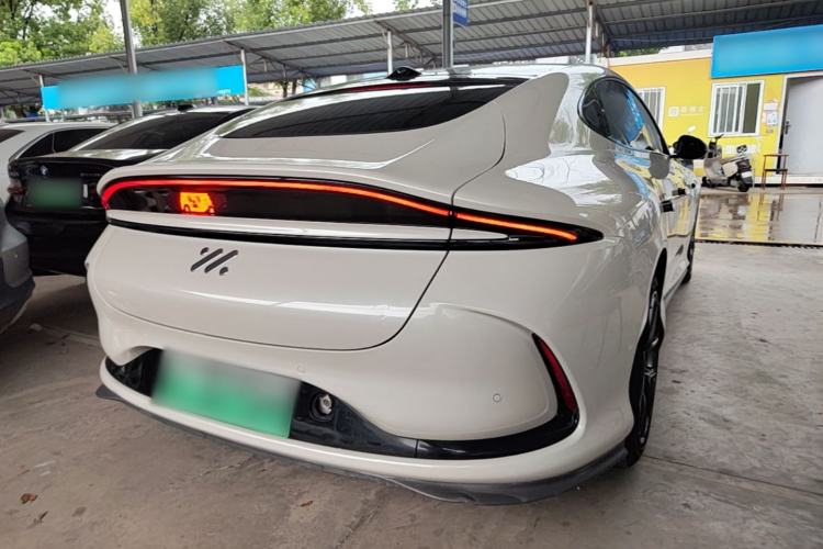 Used IM L6 2024 Max Standard Edition Rear Right 45 Deg