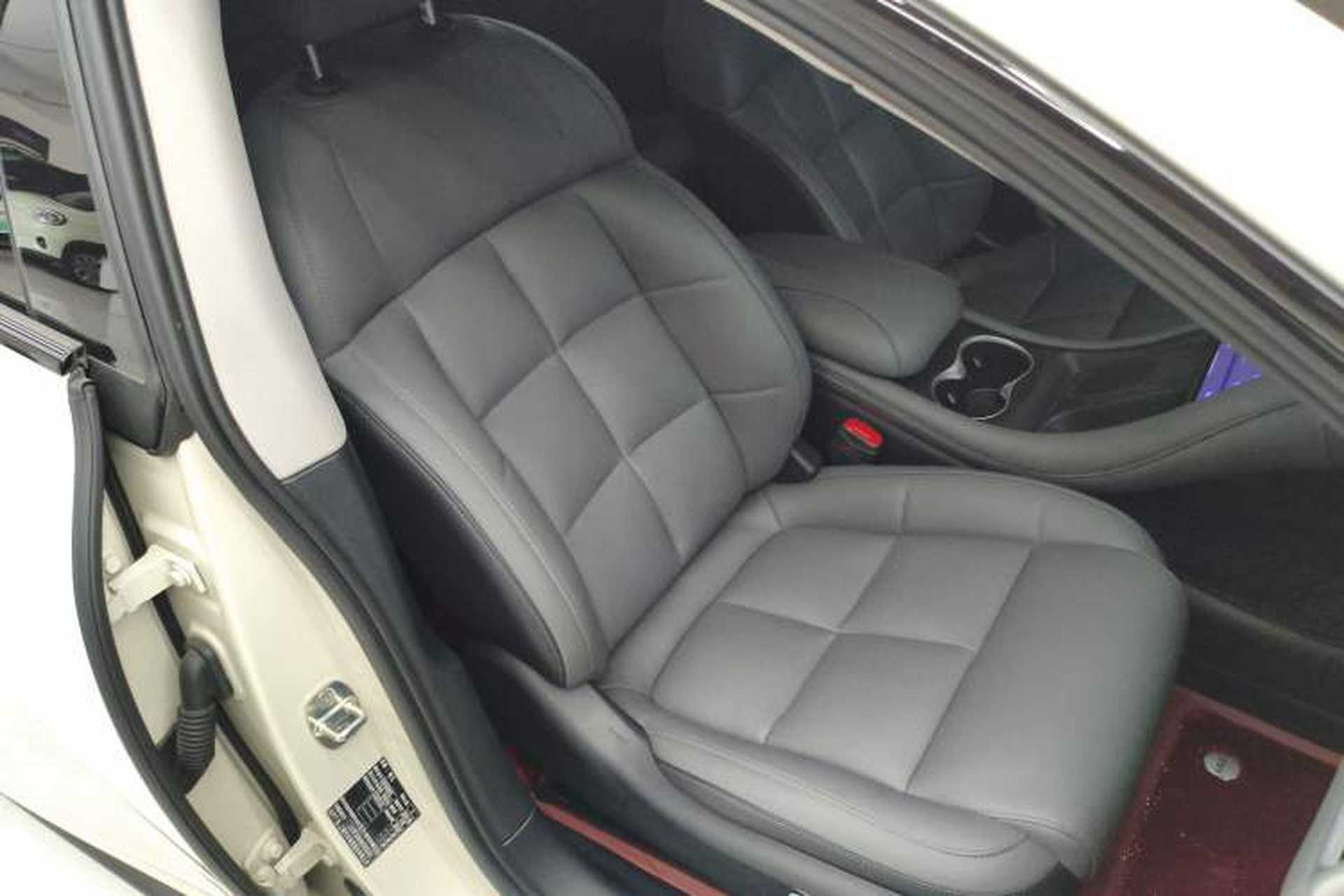 Used IM L6 2024 Max Extended-Range Version Right Front Seat