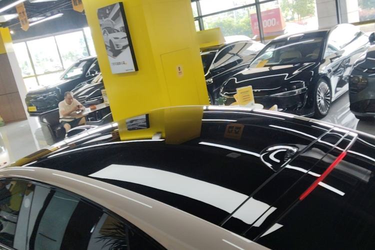 Used IM L6 2024 Max Standard Edition Roof