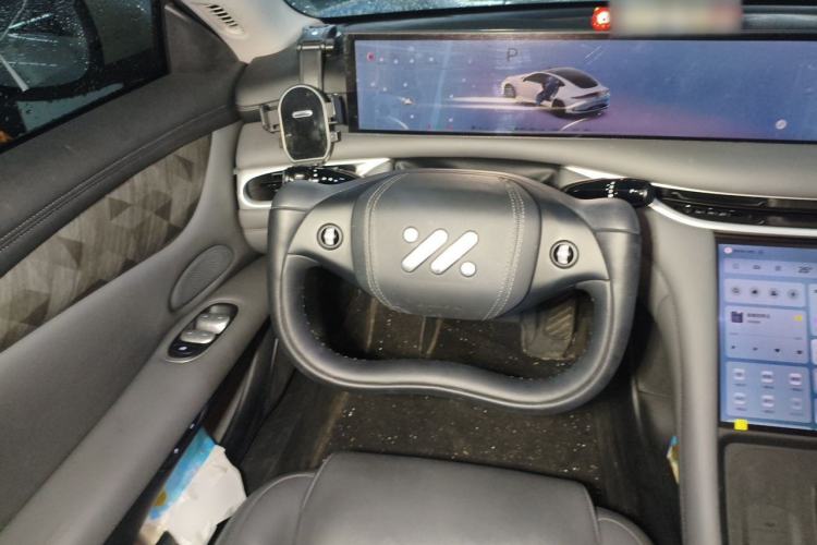Used IM L6 2024 Max Standard Edition Steering Wheel