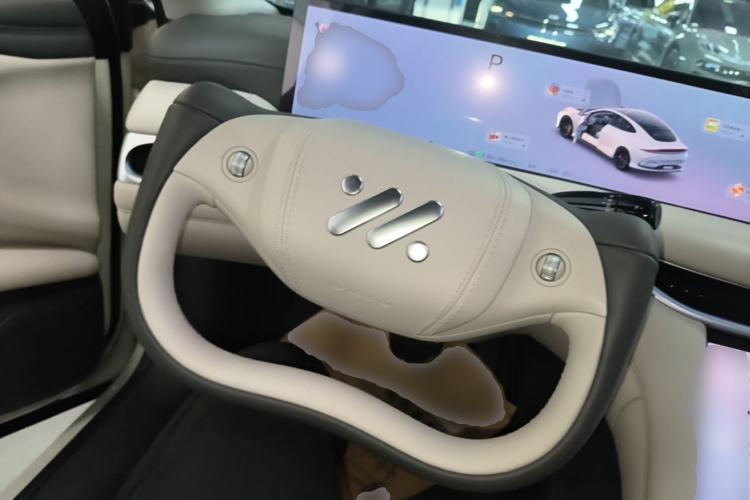 Used IM L6 2024 Max Extended-Range Version Steering Wheel