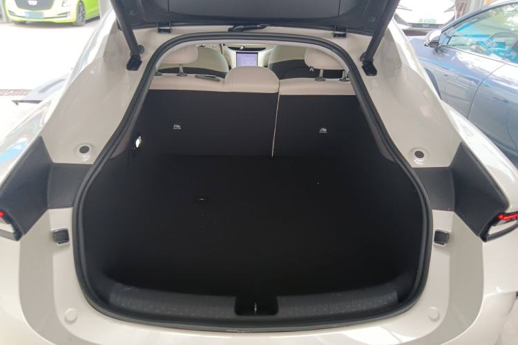 Used IM L6 2024 Max Standard Edition Trunk