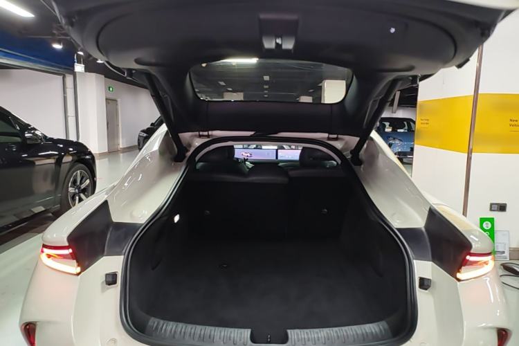 Used IM L6 2024 Max Enhanced Performance Edition Trunk
