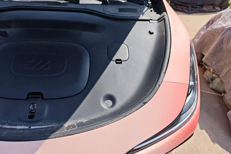 Used IM L6 2024 Max Standard Edition Engine Bay Left