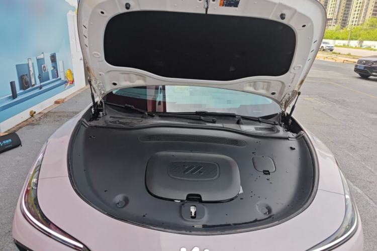 Used IM L6 2024 Max Standard Edition Engine Bay
